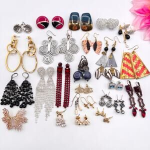 25 Pair Pierced Earring Lot Vintage To Now Costume Fashion Reseller Lot